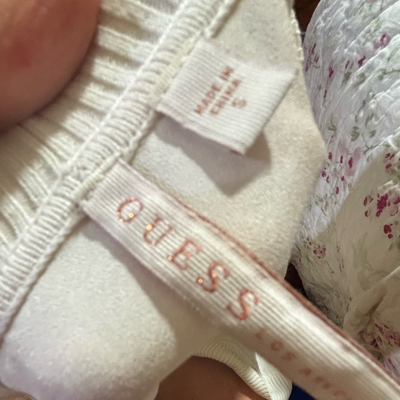 Beautiful! Guess off-white open cardigan size small - Picture 3 of 3